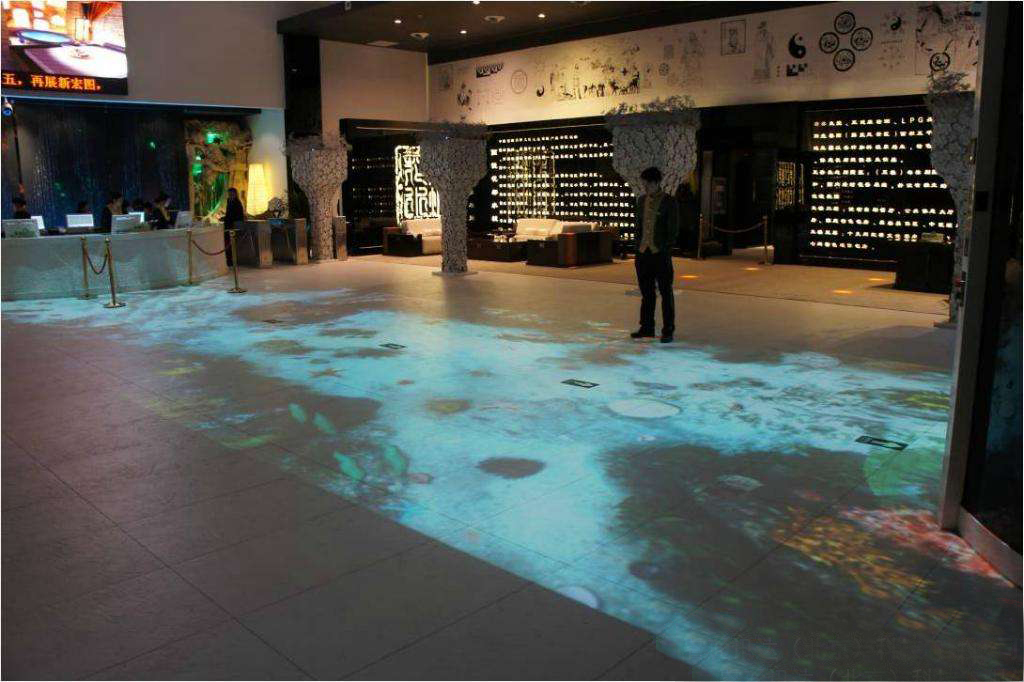 地面互動投影應(yīng)用